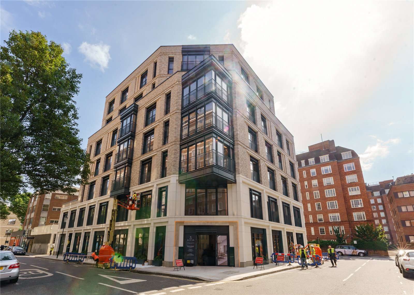 Luxury Buy-to-Let Guide 2026: What High-End Investors Must Know - High End Investors Market Place